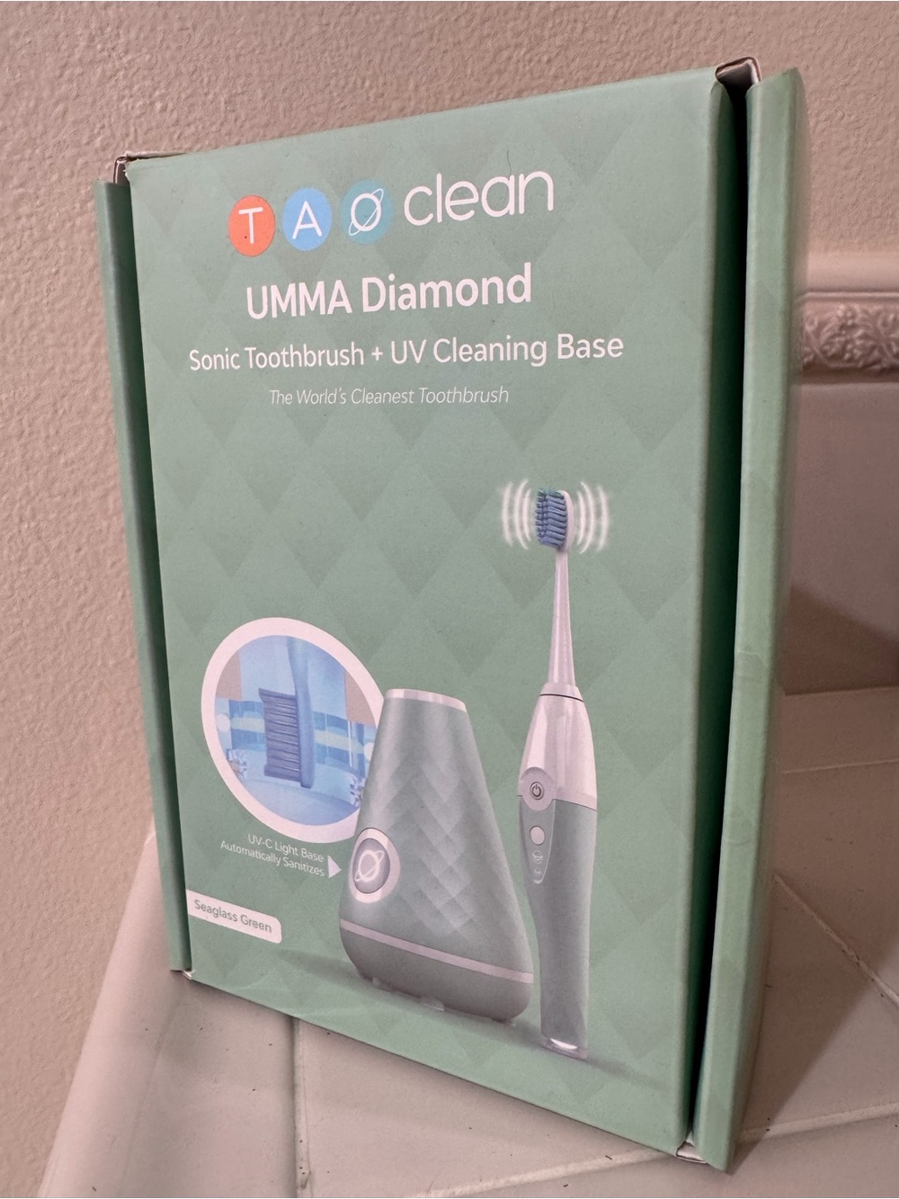 UMMA Diamond Sonic Toothbrush with UV Cleaning Base - Sea Glass Green